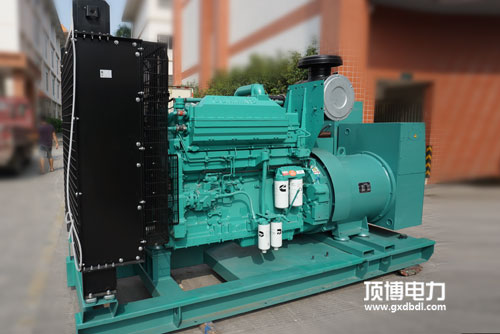 印度尼西亞客戶訂購頂博東風(fēng)康明斯發(fā)電機組80KW一臺