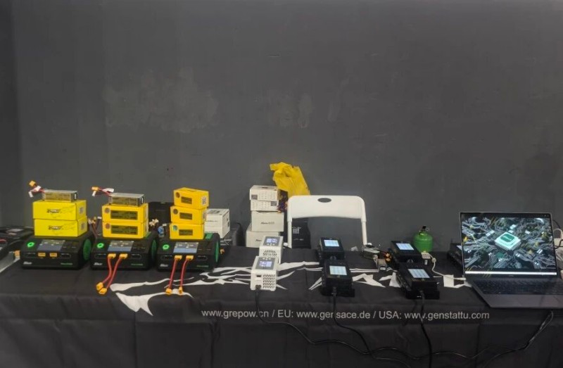 Tattu 無(wú)人機(jī)足球電池和充電器